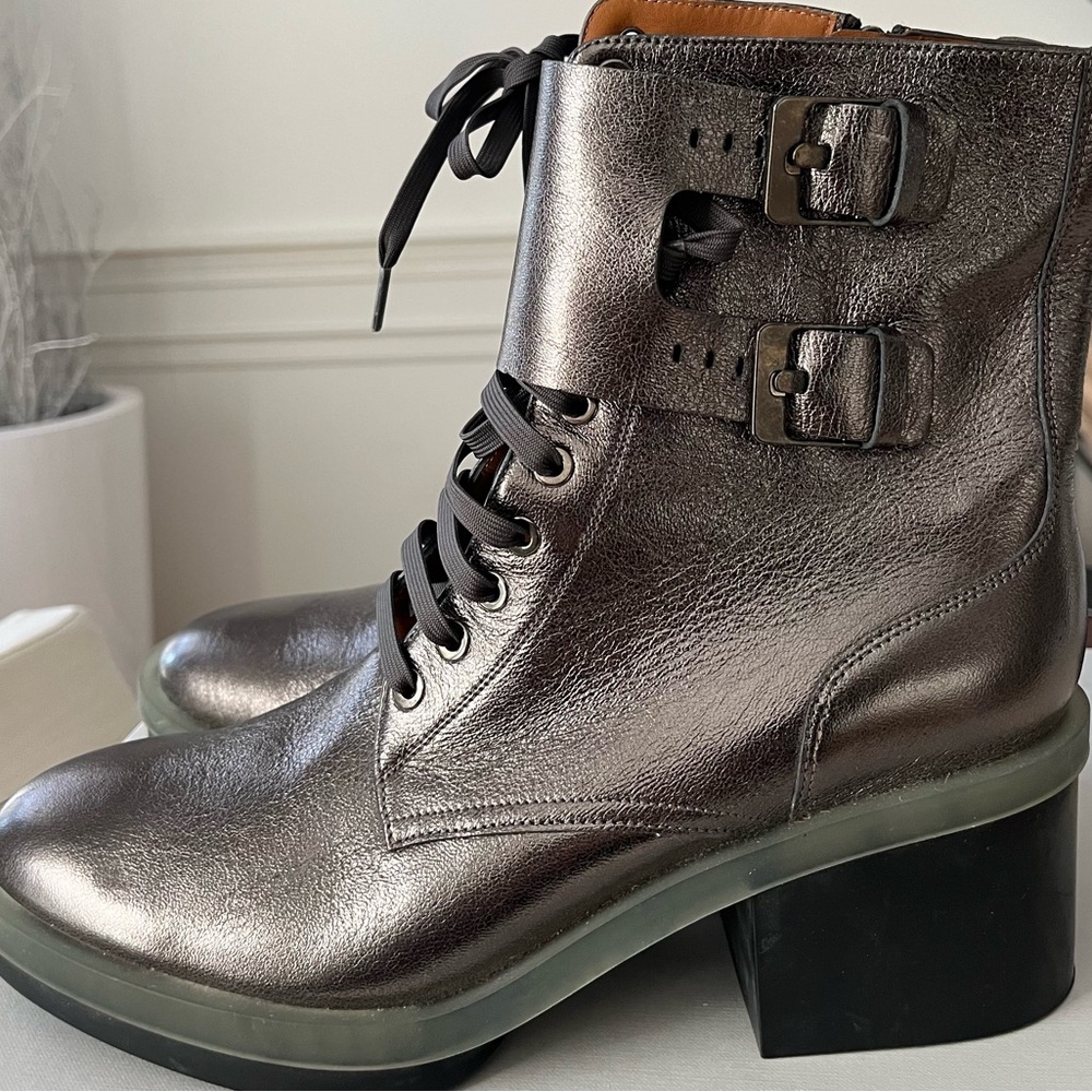 Robert Clergerie Women's Silver Lace-Up Boots